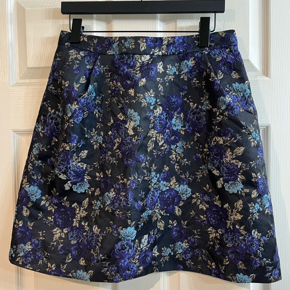 Pink Tartan Brocade above the knee lined skirt size 6. Old Money aesthetic!